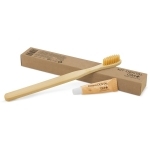Brosse à dents et dentifrice en bambou