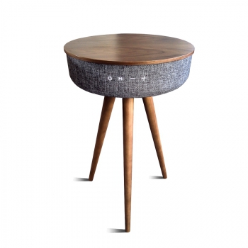 Table en Bois avec Enceinte