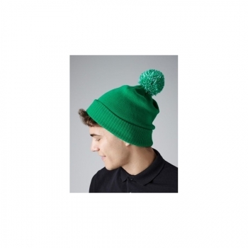 Bonnet polyacrylique à pompon